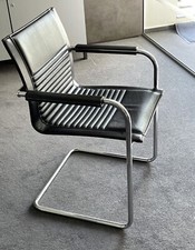 Art Collection Freischwinger schwarz Leder Konferenzstuhl - Designklassiker