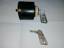 Zündschloss mit 2 schlüssel Trabant DDR