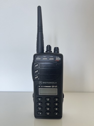 Motorola walkie talkie - motorola, 68