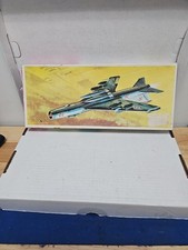 FLUGZEUG-MODELLBAUKASTEN Su-7