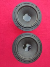  Zwei Tiefmitteltöner aus