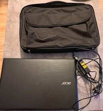 LAPTOP TASCHE MIT LADE KABEL UND ACER LAPTOP