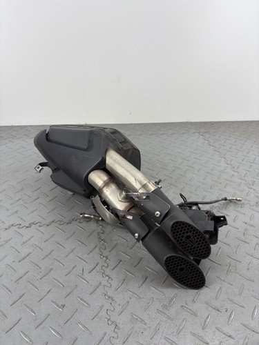 Triumph speed triple 1200 - triumph, rs