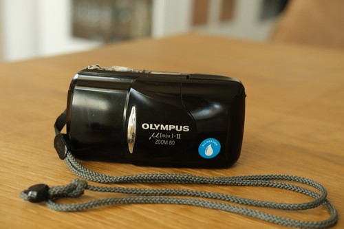 Olympus mju zoom 80 - ii,