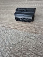 Scart auf 3x Cinch Buchsen RCA IN/Out Umschalter S-Video AV Audio Video Adapter