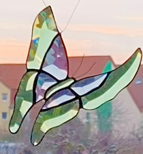 Bleiverglasung Fensterbild Suncatcher Facetten- Schmetterling in Tiffany