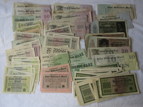 Sammlung mit 100 banknoten - mit,