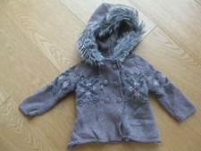 tolle Strickjacke Kuscheljacke Mädchen Zara Gr. 86 braun Kapuze dick warm