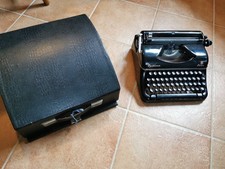 alte Reise Schreibmaschine -