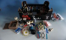 Riesen Konvolut Nähgarne Näh Utensilien Garne Fäden Bindfaden etc. (F23-1388)