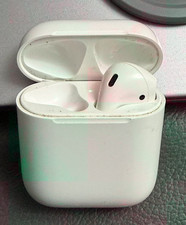 Apple Airpods Ladecase nur ein