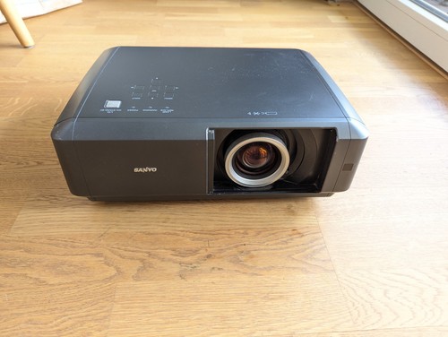 Sanyo plv lcd beamer - z5/bk,