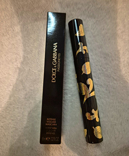 Dolce gabbana passioneyes - &,