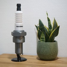 Zündkerzen-Lampe für Motorsport Fans