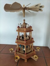 Weihnachtspyramide 3-stöckig Echtholz mit Kerzenhalter, Höhe ca. 45cm