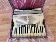 Akkordeon Hohner Tango II M 96 Bass.