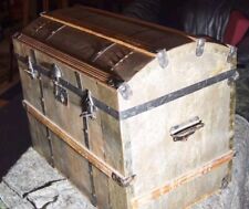 Schatzkiste - alte große Truhe Metall und Holz