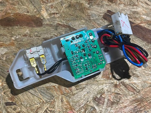 Bedienelektronik mit schalter - bedienelektronik,