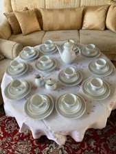 Kaffeeservice 12 Personen AK Kaiser Reliefdekor Form 40.Aus einem Nachlass!