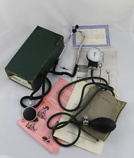 Altes medizinisches Blutdruckmessgerät Alp Japan, Blutdruckmessgerät Stethosk...