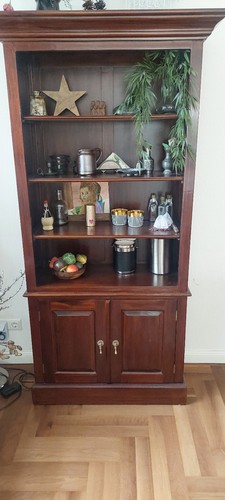 Bücherregal mit türen - 2,