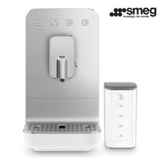 SMEG Kaffeevollautomat mit