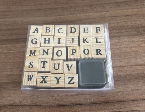 Alphabetstempel aus holz - alphabetstempel,
