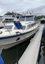 Motoryacht/Motorboot Argo 34 , 2x 88 PS Motoren. Schneller Verdränger