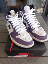 Sneaker Nike Air Jordan 1 Retro High OG 42,5 Purple/ Black-White mit Zertifikat