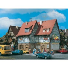 Vollmer H0 43637 -  Gasthof zur Post mit LED-Beleuchtung   Messepreis  Neuware