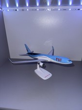 Flugzeugmodell Boeing 767-300 TUI PH-OYI.     1:200