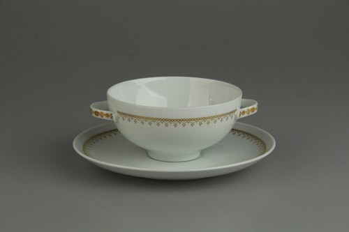 Suppentasse mit untere - suppentasse,