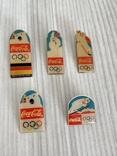 Coca cola pin - cola,