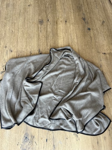 Joseph janard strickponcho - janard, /
