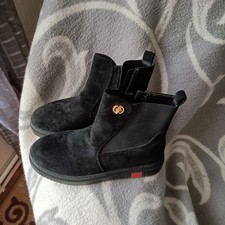 Kurze Damenstiefel, Gr. 39