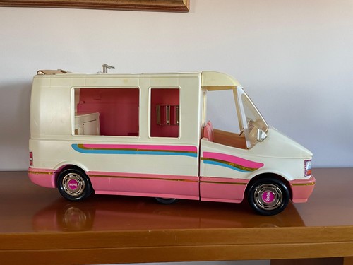Barbie camper golden - golden, dream
