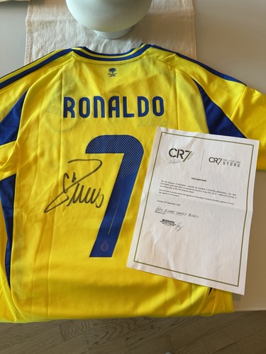 Cristiano ronaldo signiertes - cristiano,