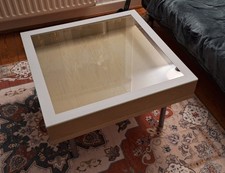 IKEA Magiker Couchtisch Wohnzimmertisch Birke hell mit Glasplatte 75x75cm 10149