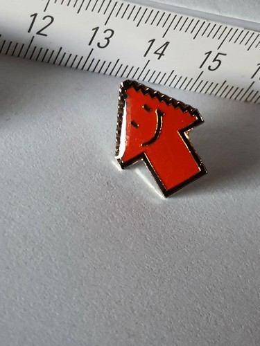 Roter pfeil pin anstecker - pfeil,