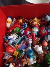 Ü Ei Figuren Konvolut