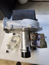 Buderus Gebläse mit Gasarmatur