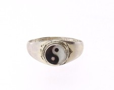 Fingerring in Handarbeit Ying