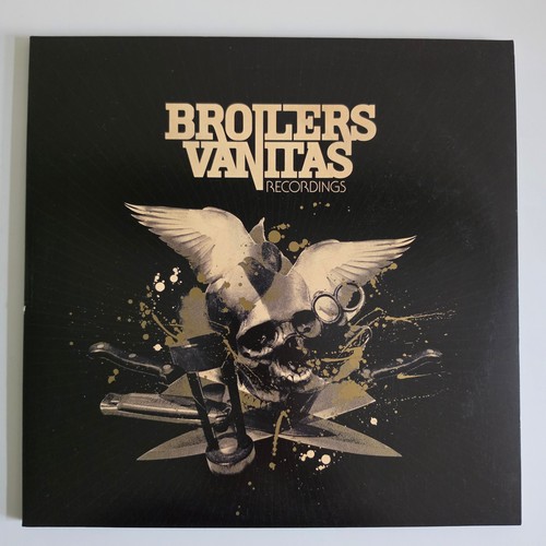 Broilers vanitas - –,