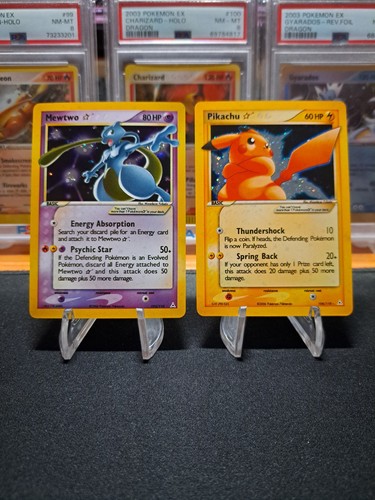 Pokémon mewtwo pikachu gold - pikachu,