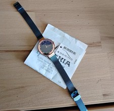 Schöne Armbanduhr BERING