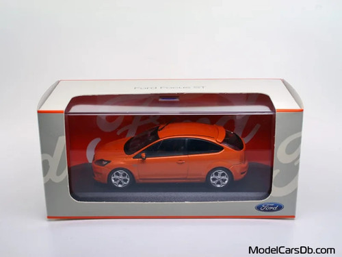 Ford focus st 2008 - 1:43,