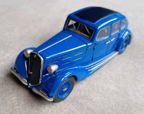 Alfa romeo 2300 - romeo:,
