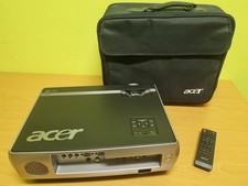Acer Business Projektor 4000 ANSI Lumen HDMI mit Fernbedienung Tasche Topzust.