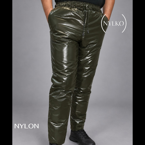 Hose aus glanznylon - ,