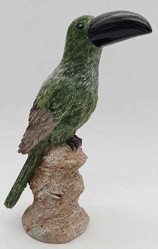 Tukan auf felsen figur aus - tukan, felsen,